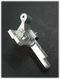 بالا مرگ خودرو دقیق ریخته گری قطعات شن و ماسه انفجار تلرانس +/- شده 0.05mm