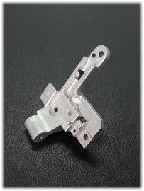 بالا مرگ خودرو دقیق ریخته گری قطعات شن و ماسه انفجار تلرانس +/- شده 0.05mm